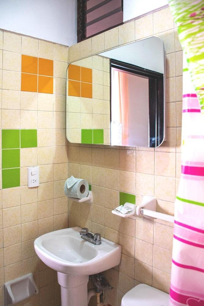 Hotel Flamingos Guadalajara Esterno foto