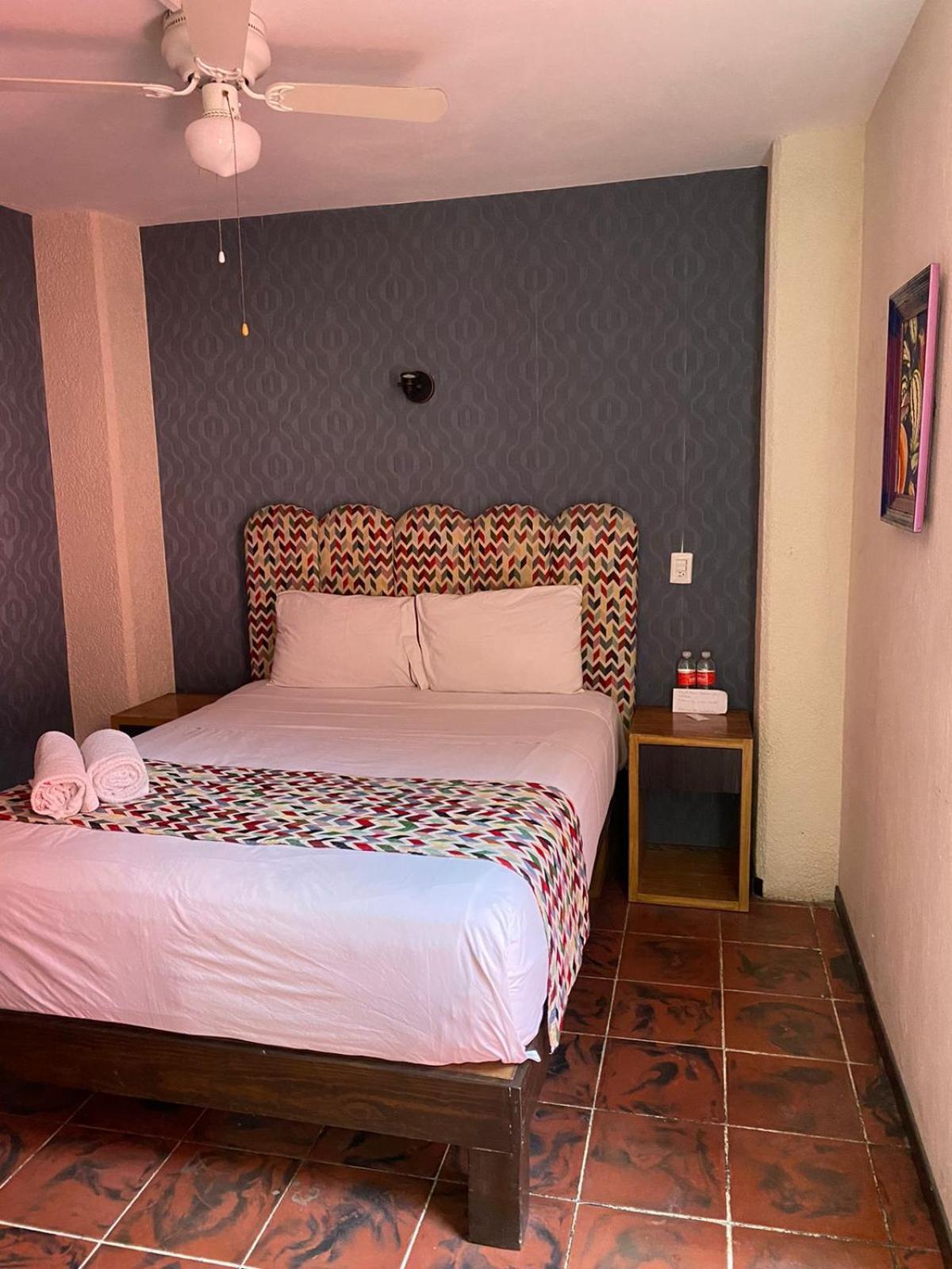 Hotel Flamingos Guadalajara Esterno foto